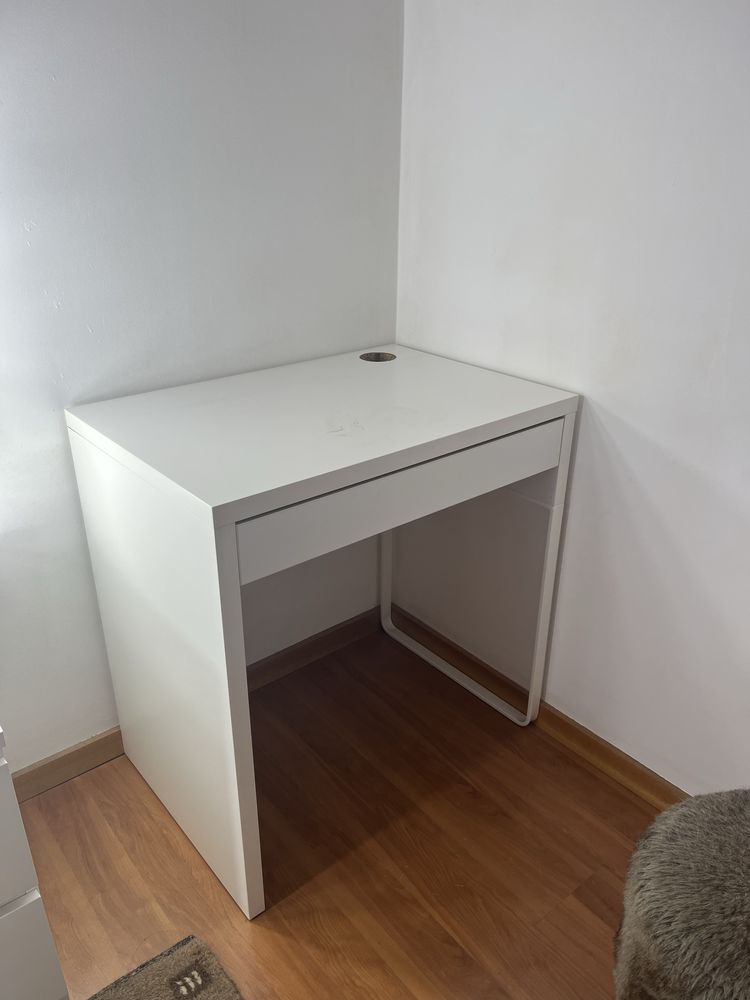 Secretária micke ikea