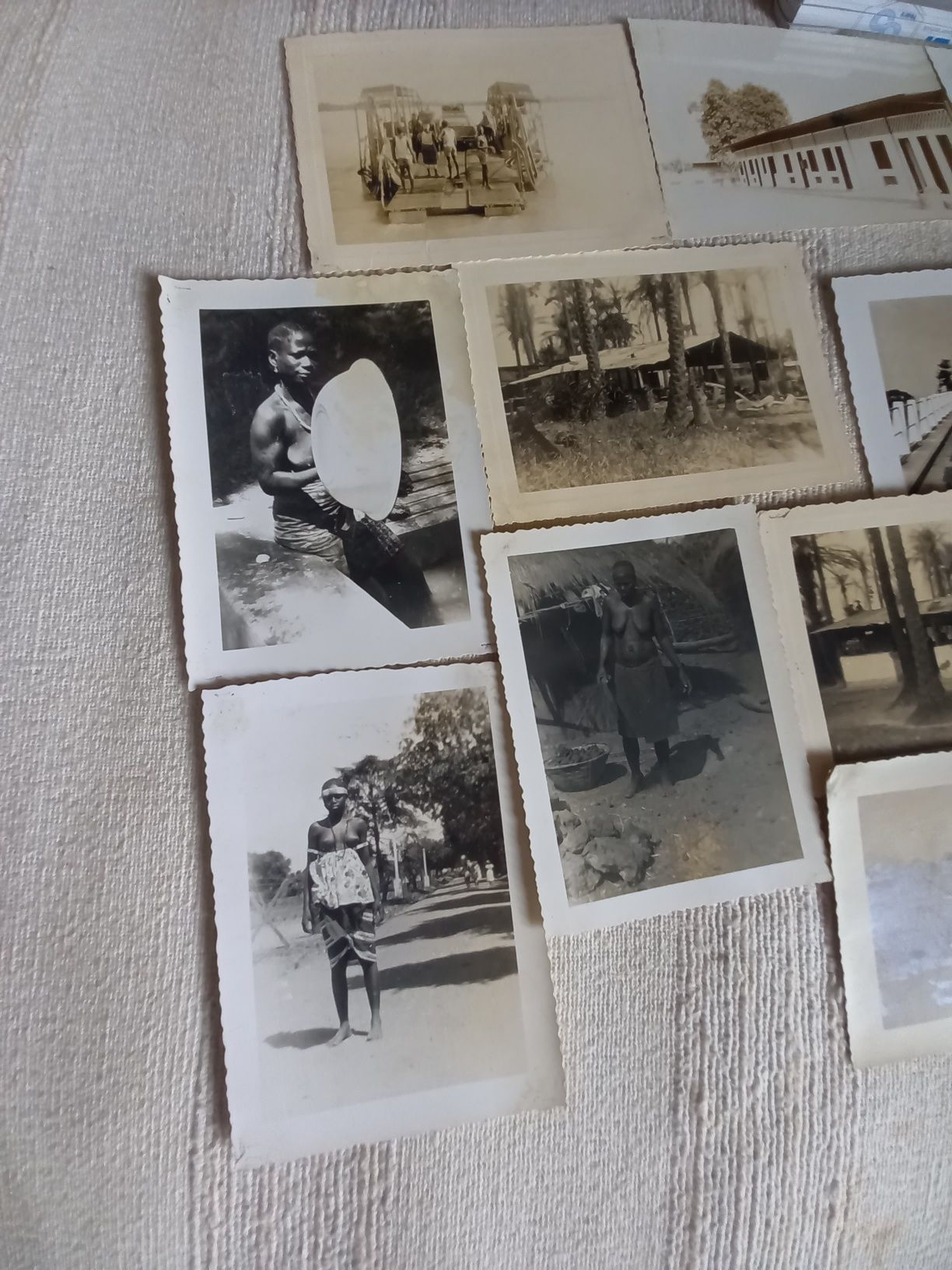 11 fotos antigas da Guiné anos 66 e 67 dimensão 12 x 8 cms