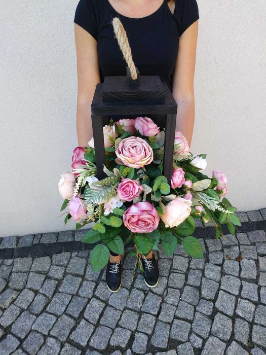 Komplet na grób, cmentarz, pomnik,kompozycja nagrobna, wiązanka,kwiaty