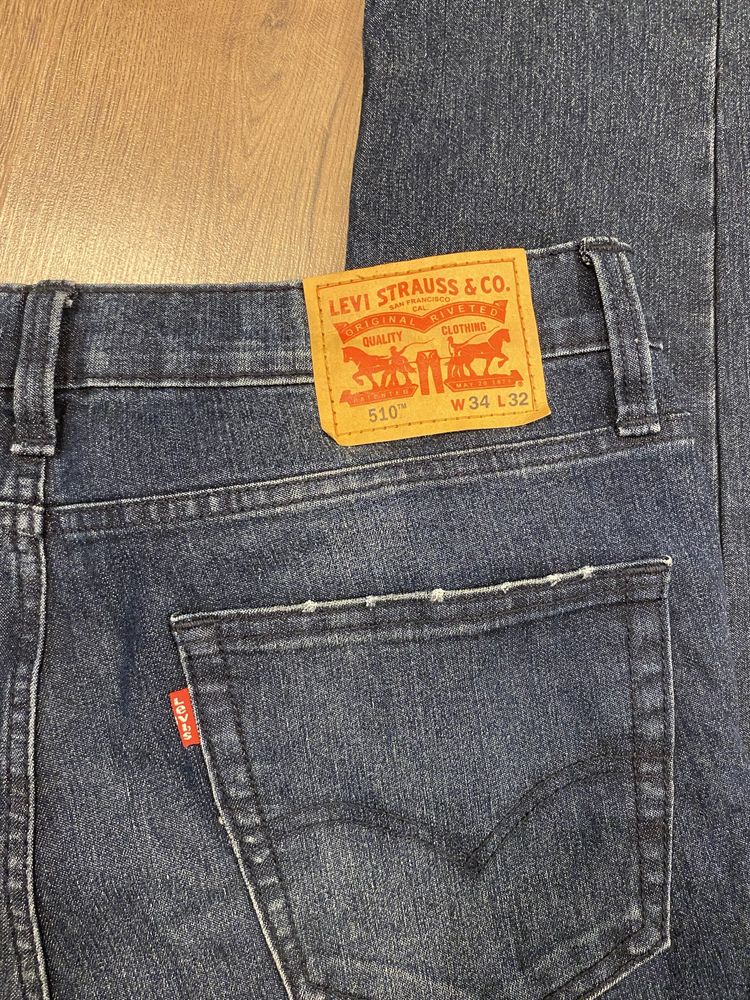 Джинсы Levis 510