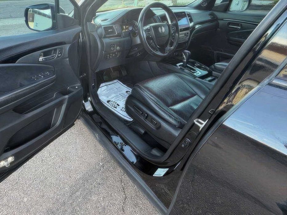Honda Ridgeline Black Edition      2017
