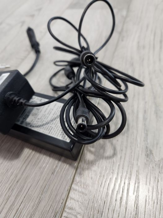 Блок живлення, адаптер Samsung AD-3014B, AD-3014N.