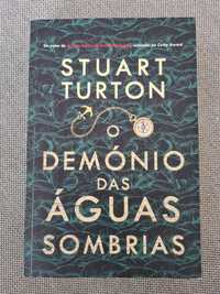 Livro - "O Demónio das Águas Sombrias" de Stuart Turton (Portes Incl.)