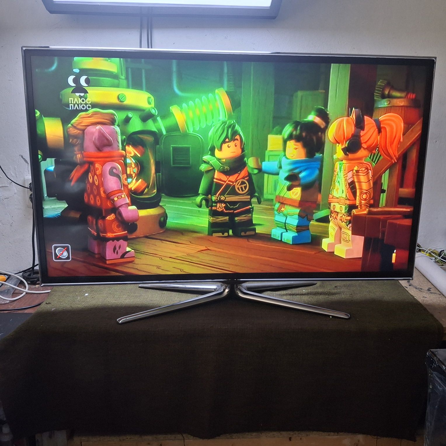 Samsung 46" Smart TV WiFi,  телевізор