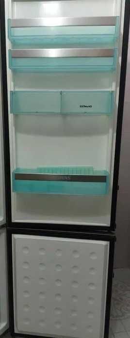 Німецький Холодильник Siemens з функцією No Frost!