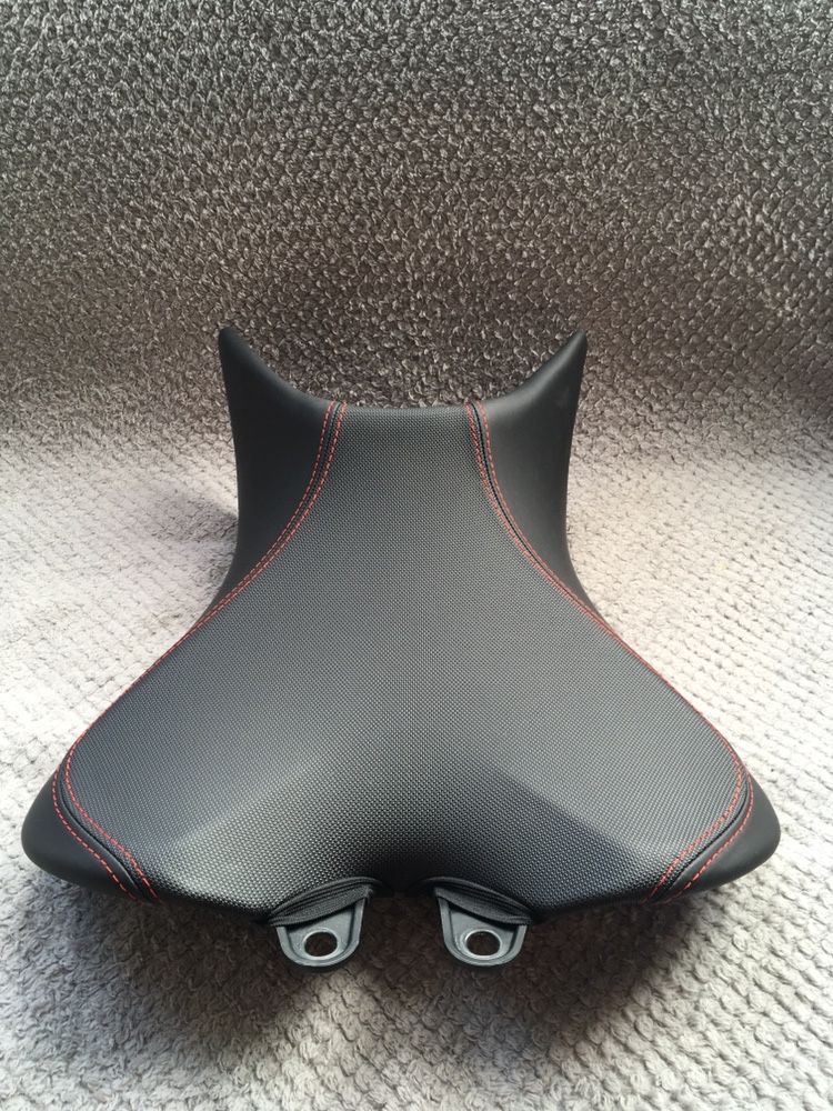 Siedzenie przednie Triumph Speed Triple R RS 1050