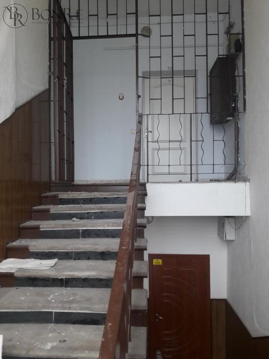 Оренда, Торгове, Фасад , Йорданська, 500 м2.