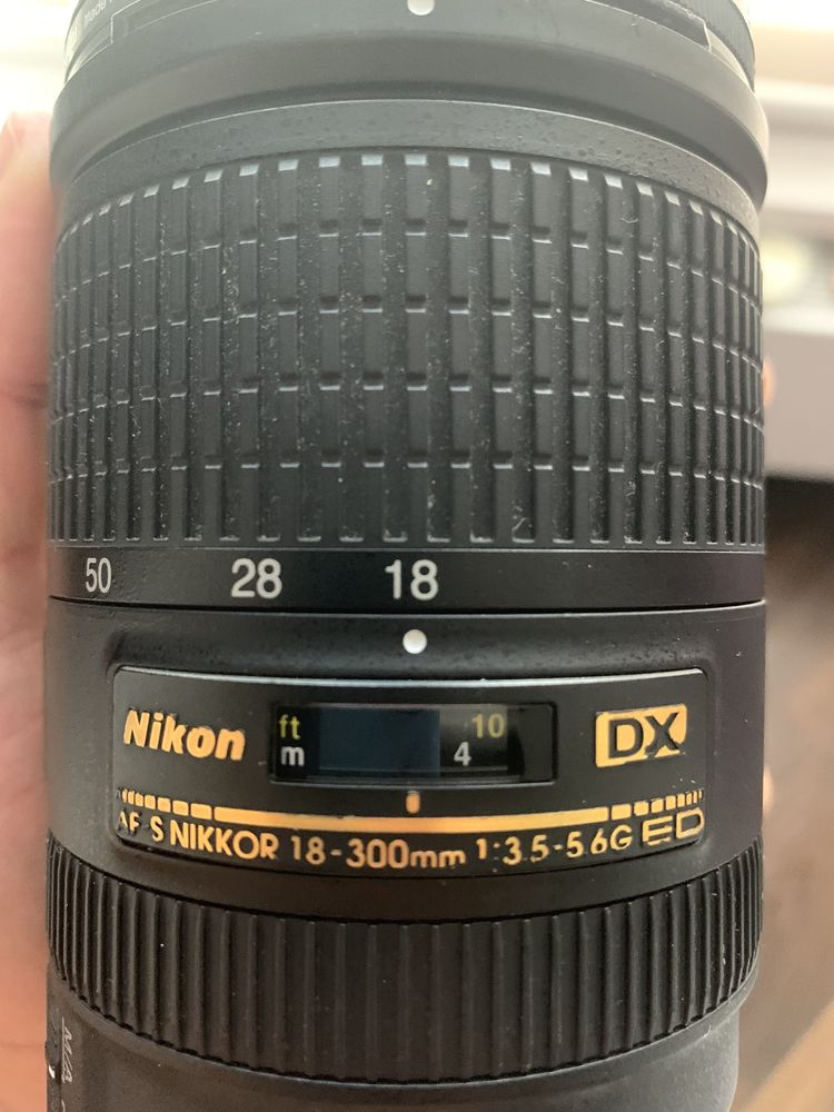 Объектив Nikon 18-300/3.5-5.6G DX VR