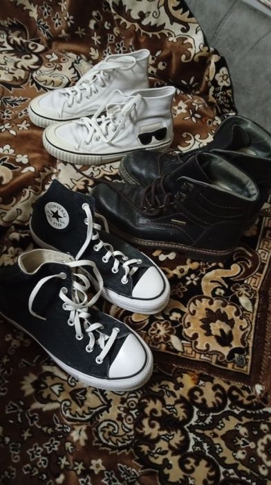 Кросівки фірмені,черевіки зимові