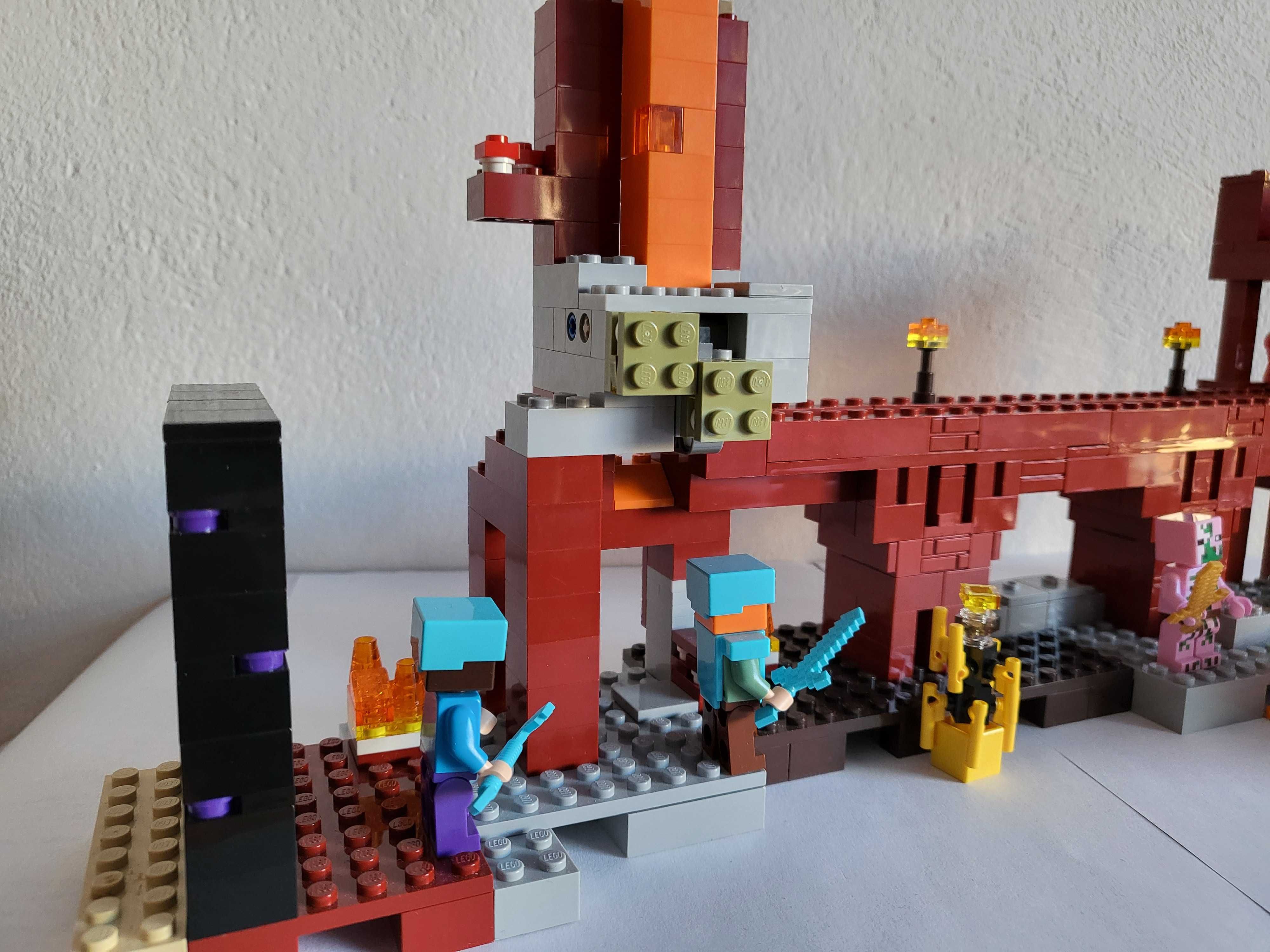 LEGO Minecraft 21122 Forteca Netheru