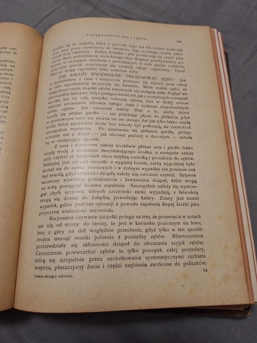 Lekarz ratujący zdrowie 1930 Tom I