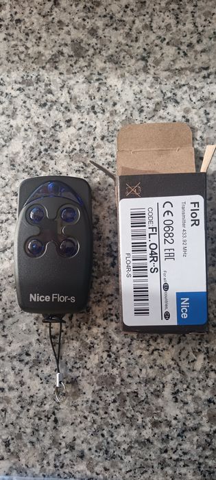 Nice FloR 4Rs comando portão 433.92 MHz