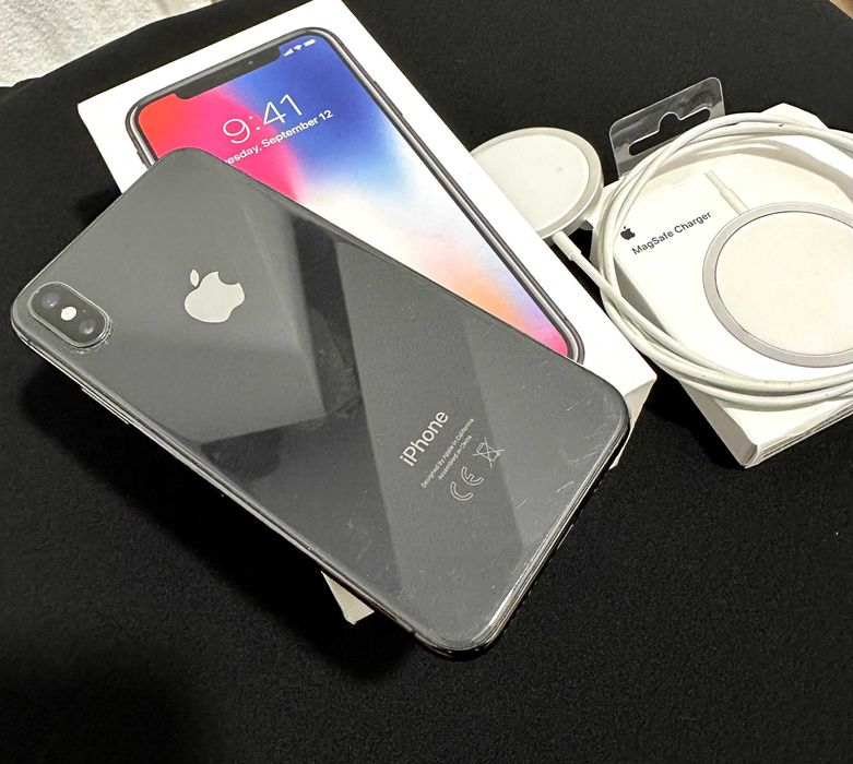 Iphone X (Acompanha cabo MagSafe)