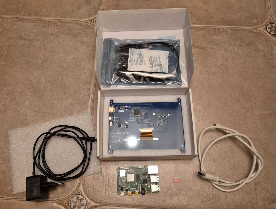 Комплект Raspberry Pi4 4Gb, SD card 32GB, дисплей, HDMI, блок живлення