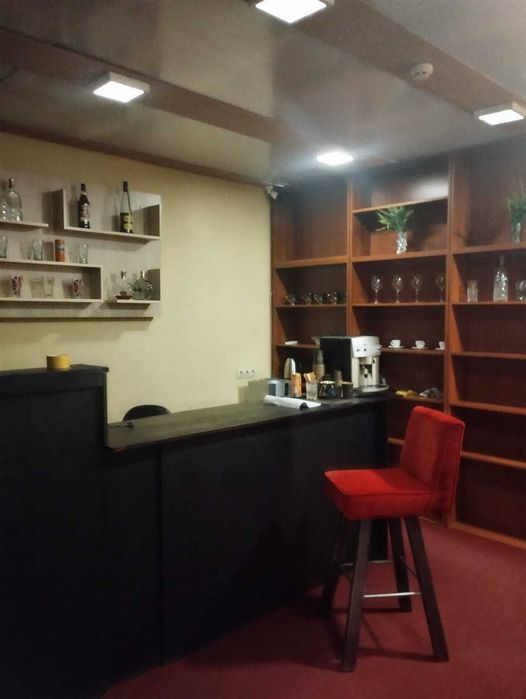 Оренда: Приміщення (140 м2) вул. Героїв Космосу 17