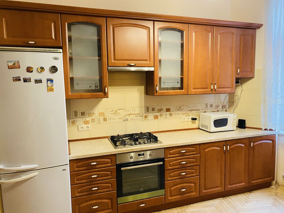 Власник! 2-кімн.кв-ра у центрі Львова, вул.Поповича