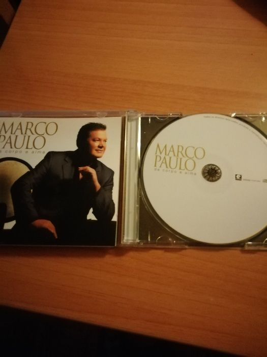 Quatro CDS de Música Portuguesa