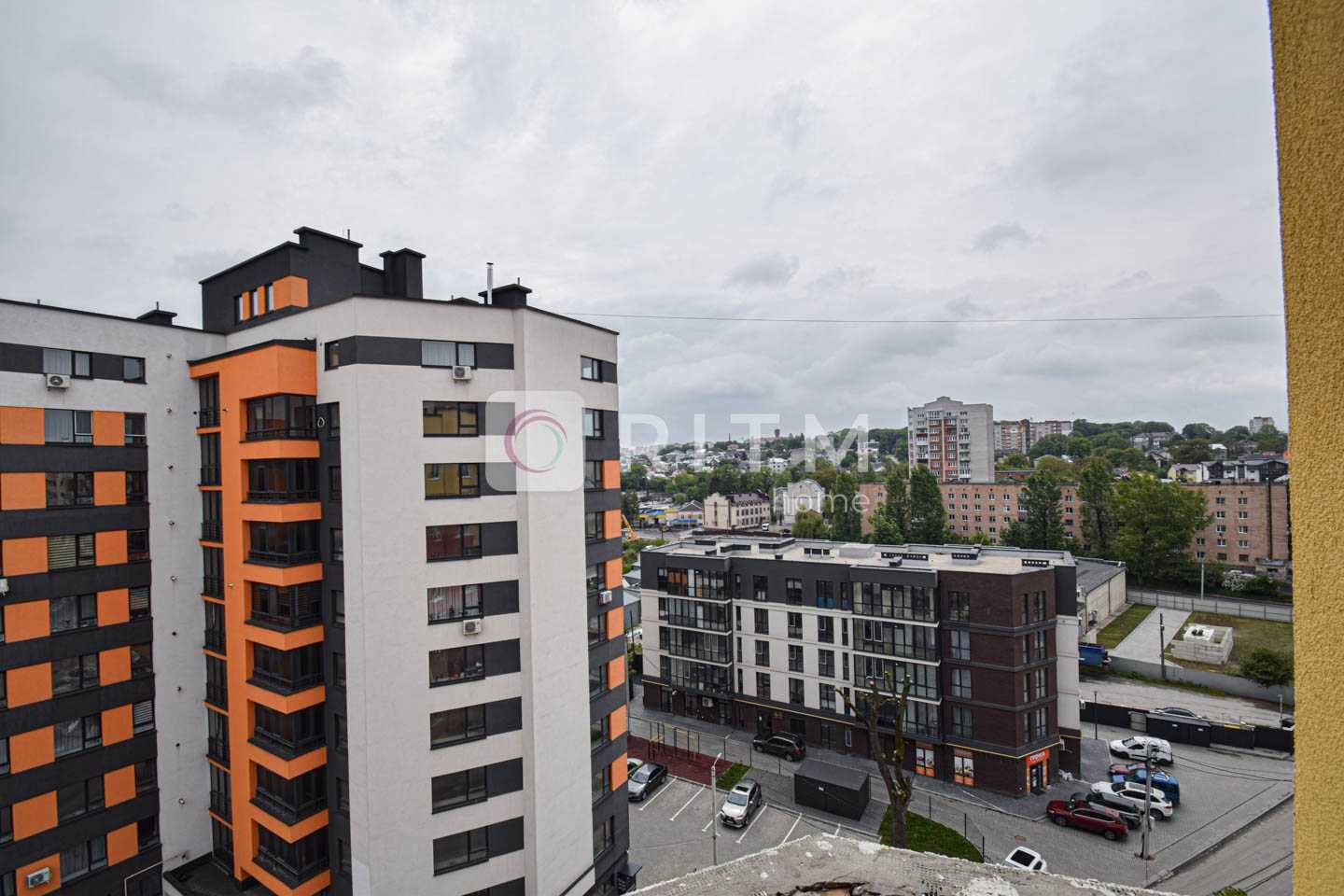 3-к. квартира 81 м2 з балконом, і/о та роздільним плануванням