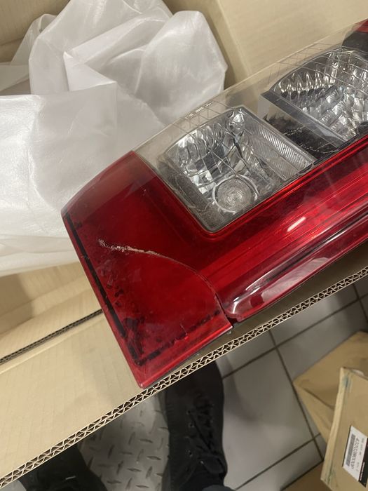 Ліхтар задній лівий L200 8330B211