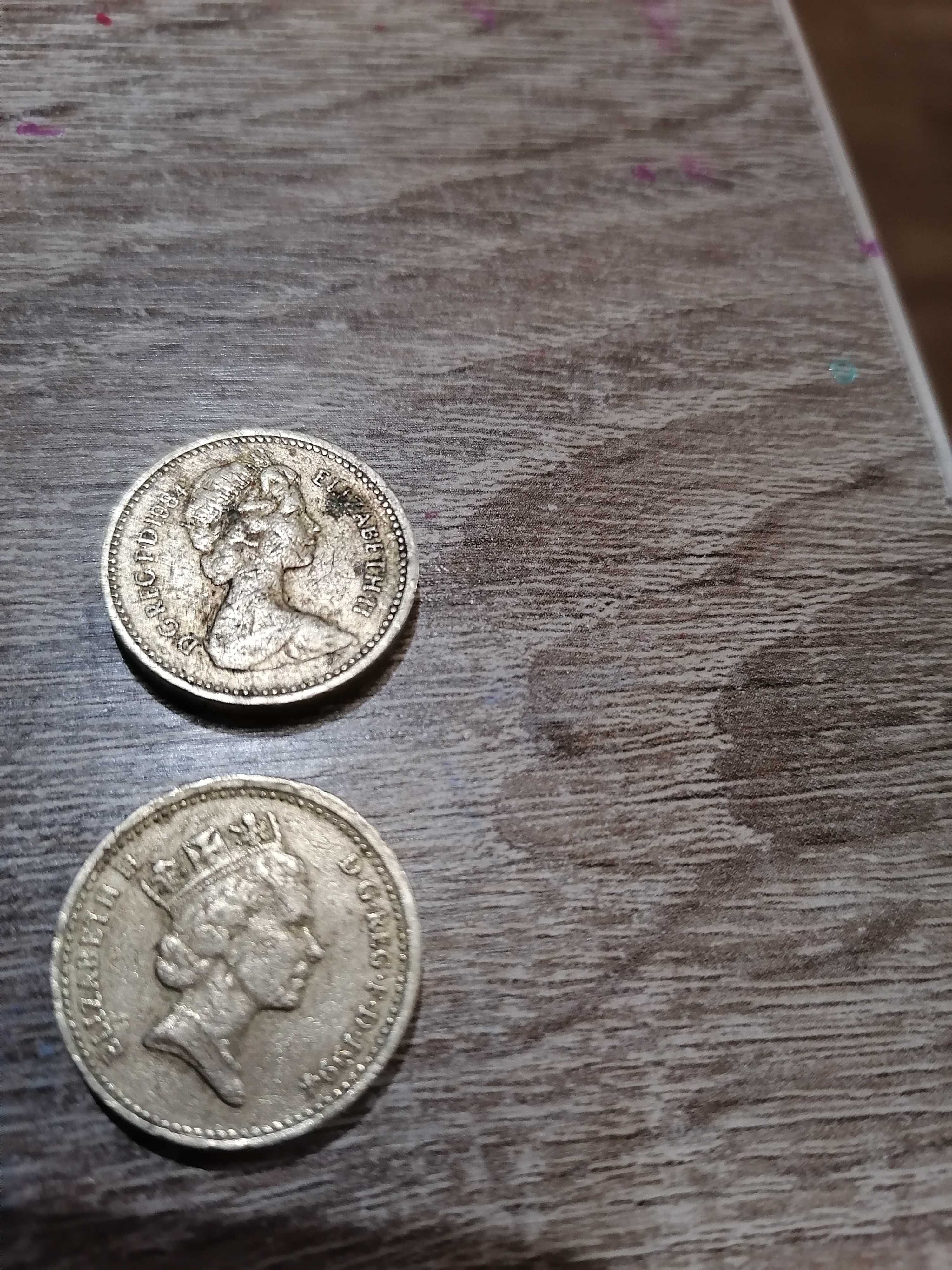 Monety One Pound z 1984r i 1994r Destrukt odwrócone napisy