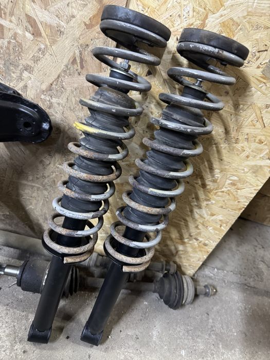 Задні стойки взборі на Ваз 2108.09,099,2113,2114,2115