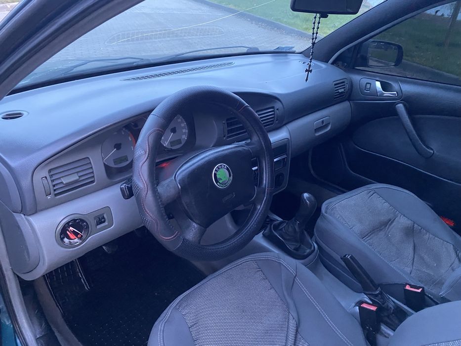 Шкода Октавія тур 1.6 МПІ