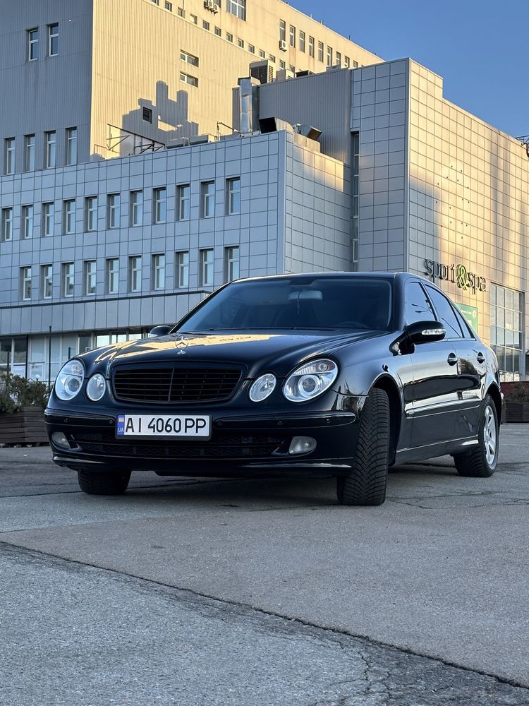 Mercedes E-class W211