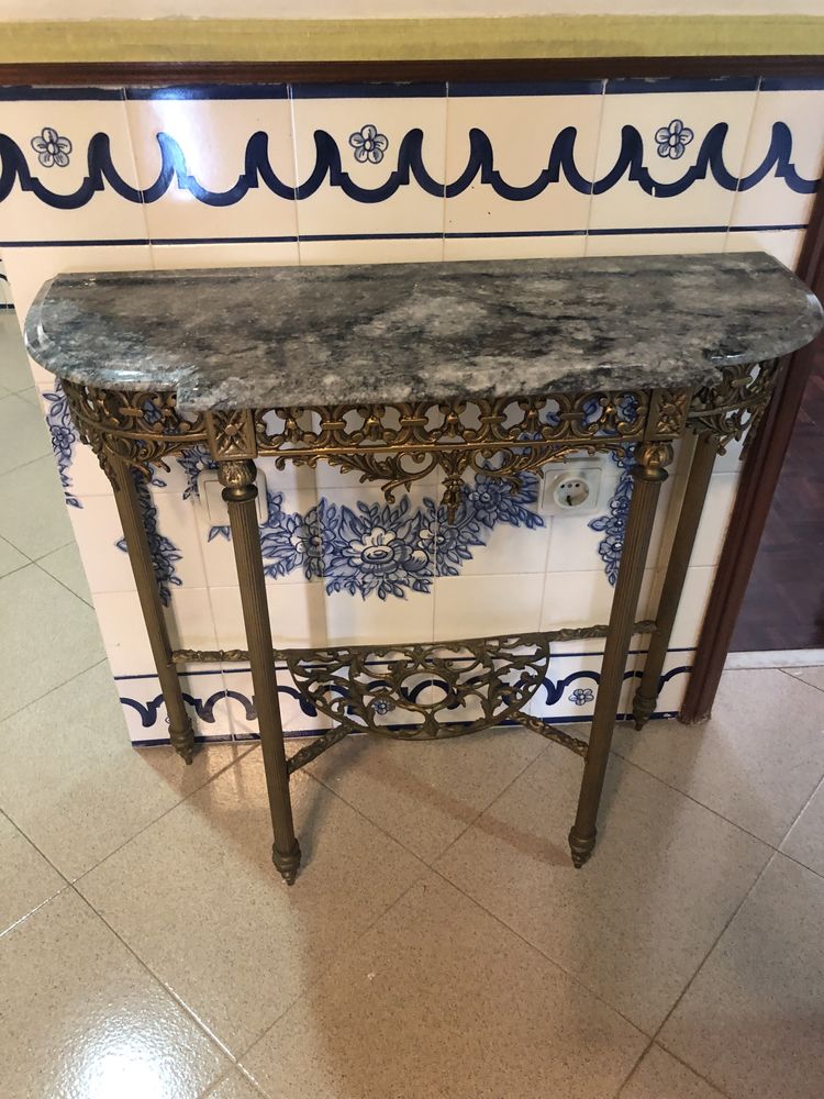 Mesa marmore pequena