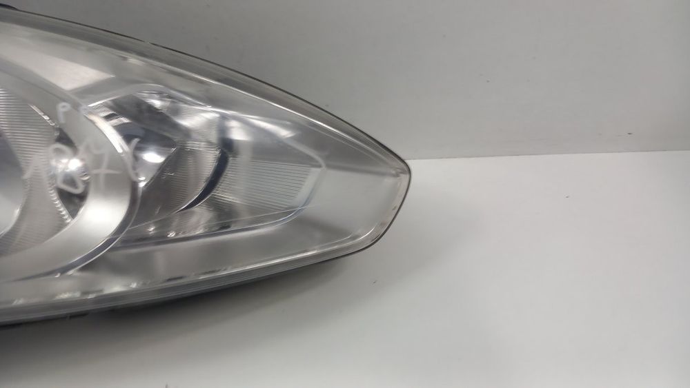 Ford C-Max Mk2 Lampa Przód Prawa
