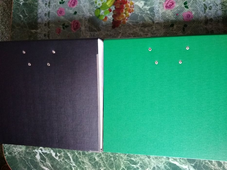 Папка регистратор, А4,  новая.