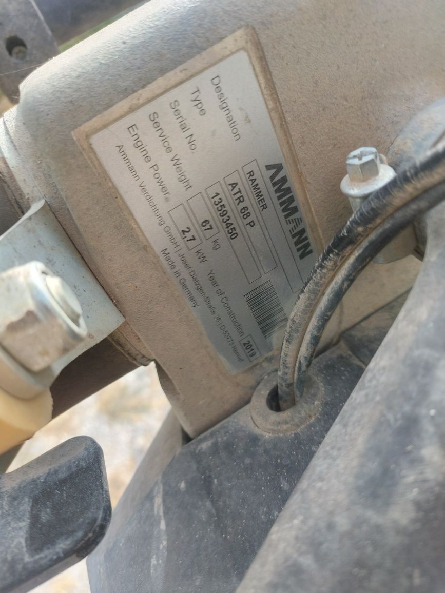 Saltitão AMMANN  Yanmar gasolina