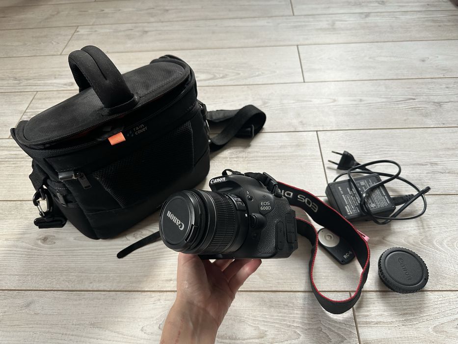 Фотоапарат Canon 600D