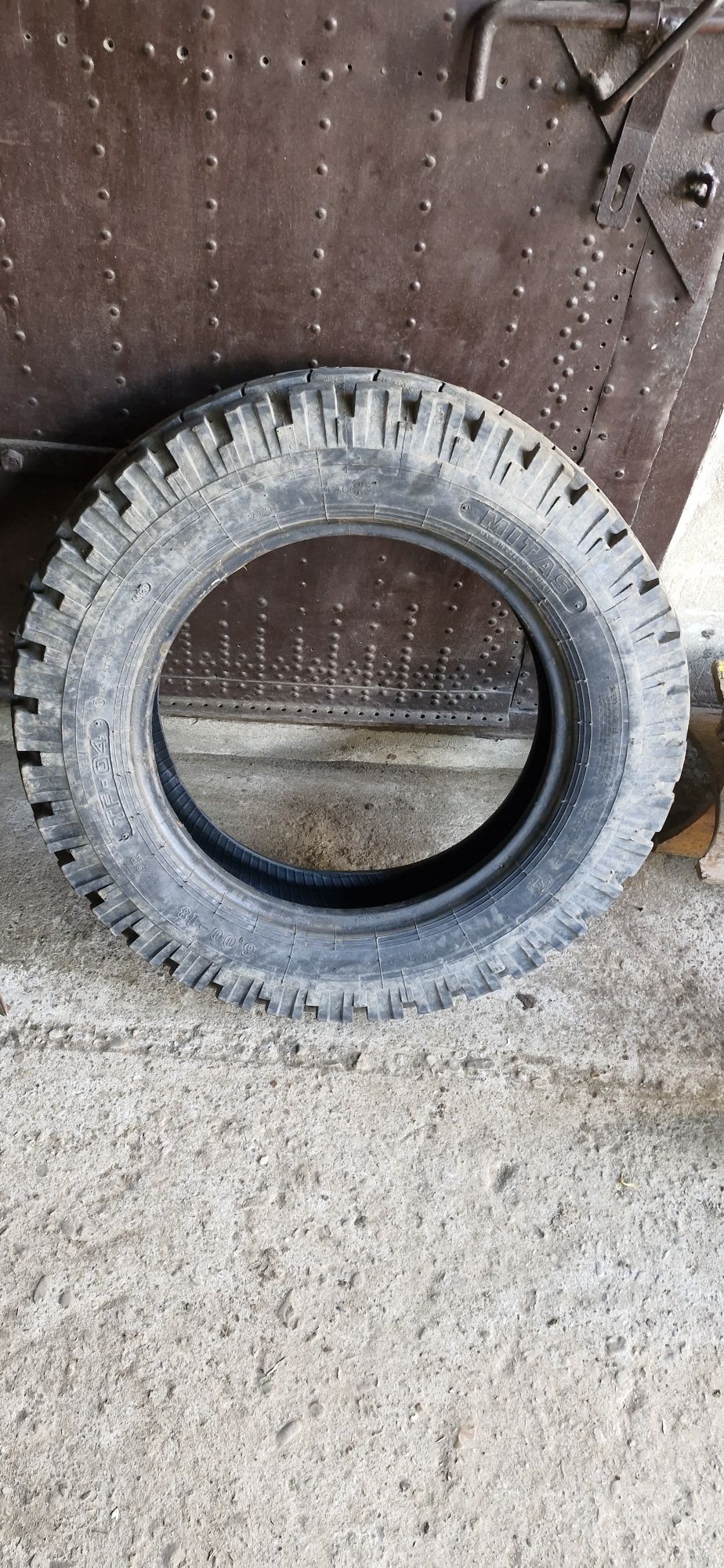Piasty  z czopam c360 18 calowe c355 c4011 felgi opony 18x6.00