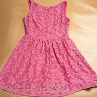 Нарядне рожеве плаття