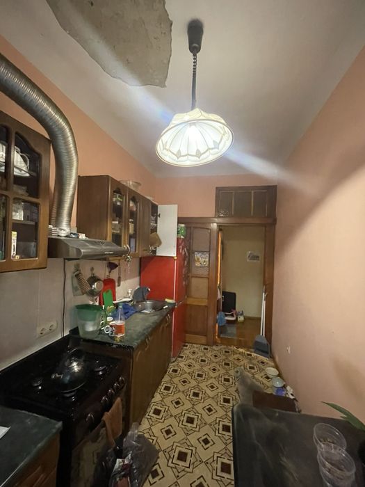 Продам 2-ком «сталинку» Пастера/Торговая