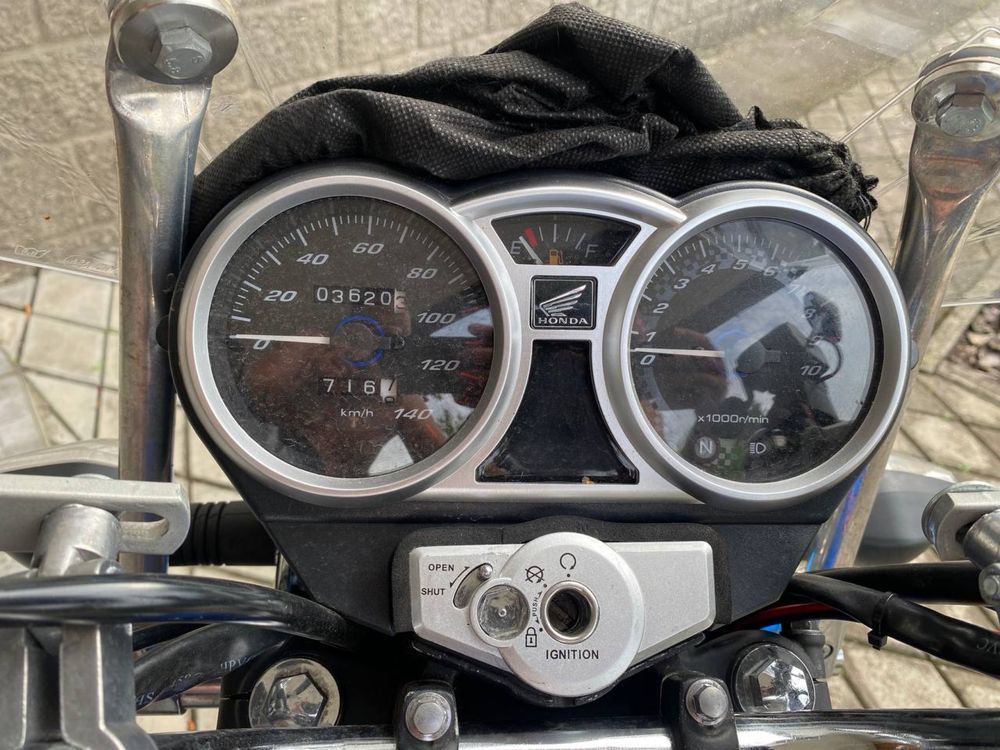 Honda cb125e 2013