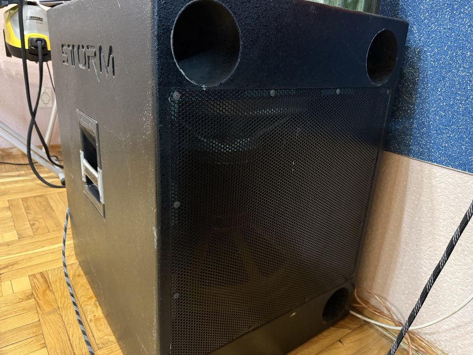 Музыкалтные колонки доя дома и вечеринок