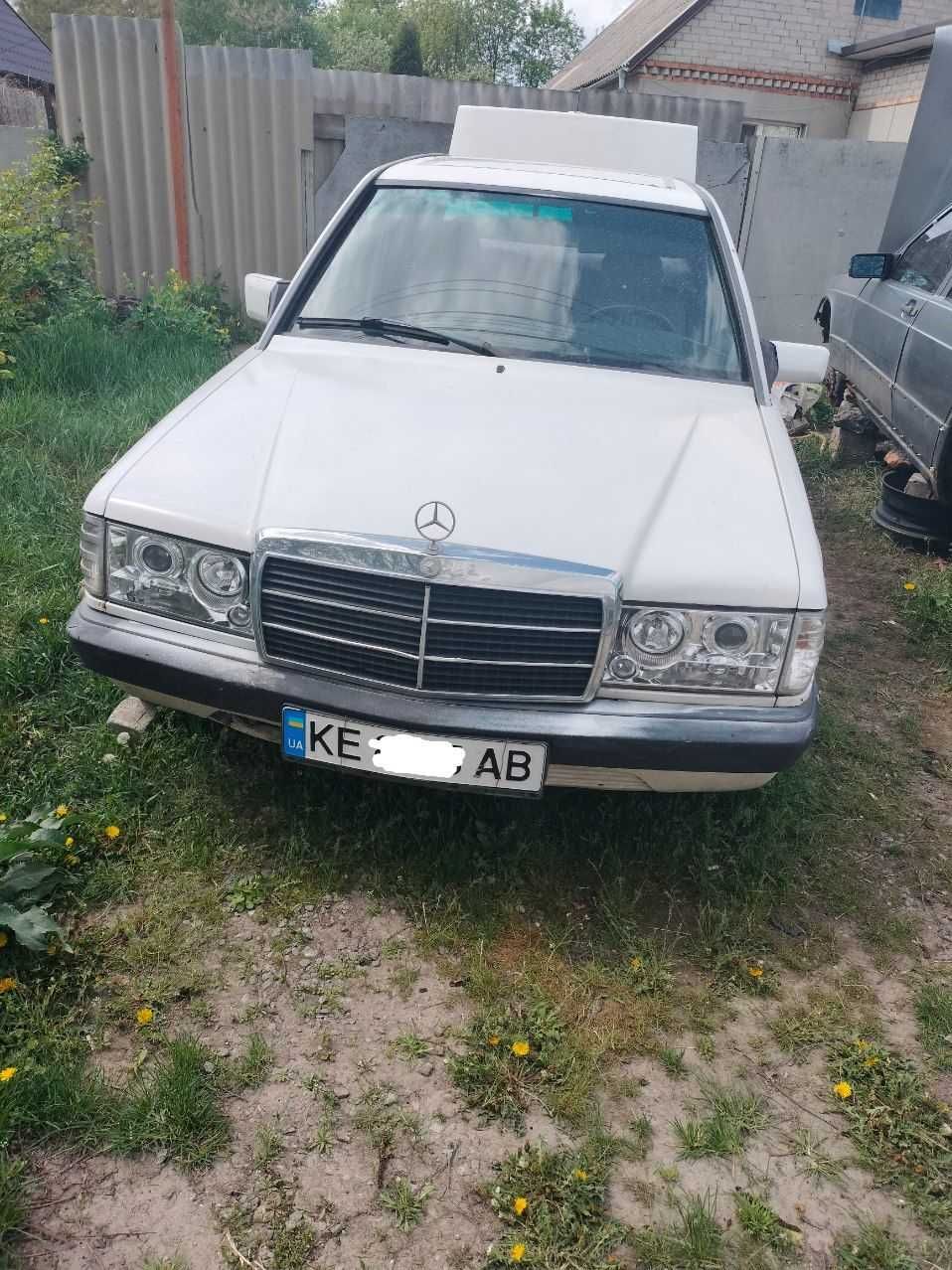 Mercedes-Benz1986