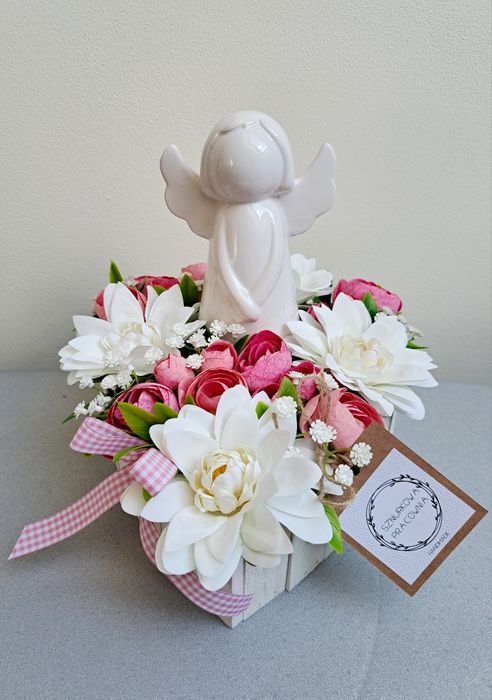 Dekoracja nagrobna serduszko z aniołkiem na pomnik stroik na cmentarz