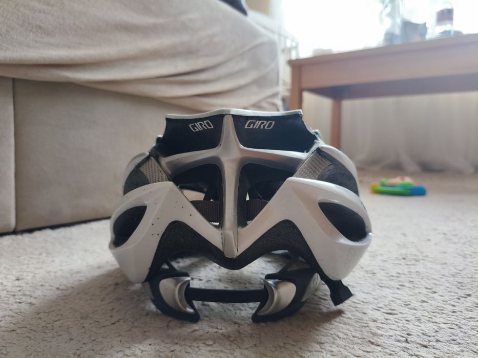 Kask rowerowy GIRO IONOS