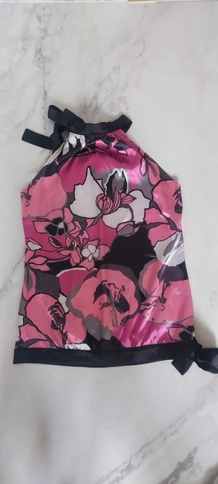 Nowa bluzka wiązana na szyi rozmiar S