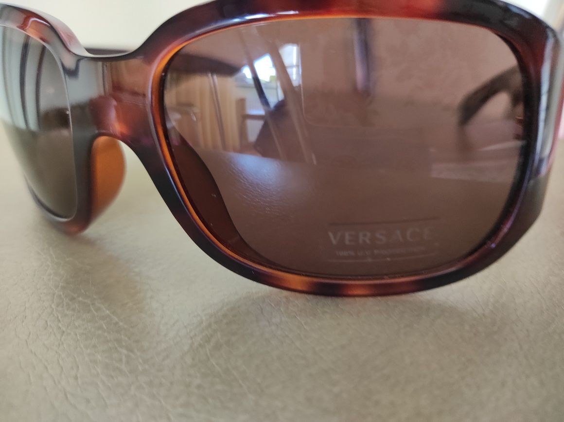 Сонцезахисні окуляри Versace ( оригінал)