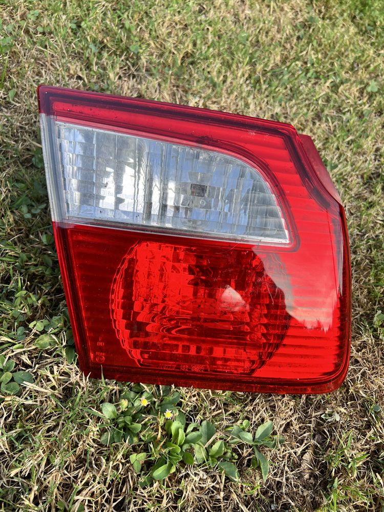 Mazda 626 lampa lewa tylna lewy tył