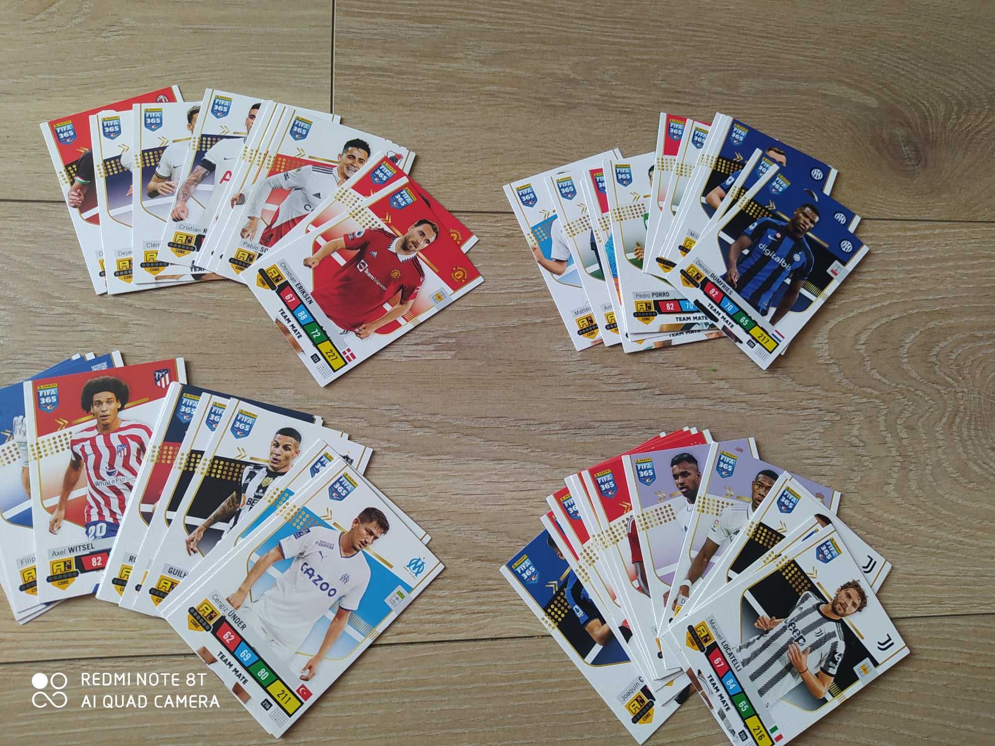 Karty pilkarskie fifa panini 64 szt