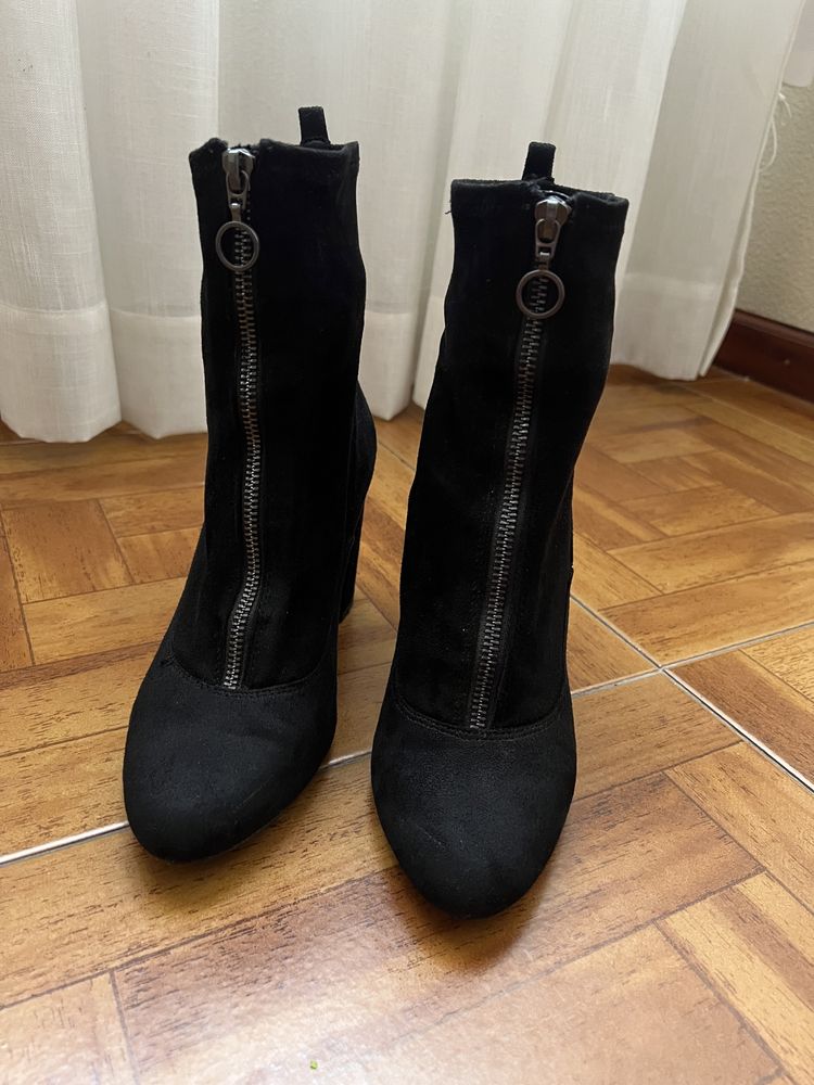 Botas bershka 38