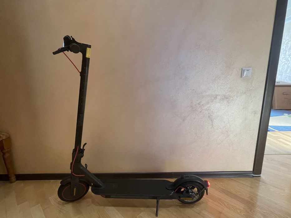 Самокат Mi Electric Scooter Pro 2