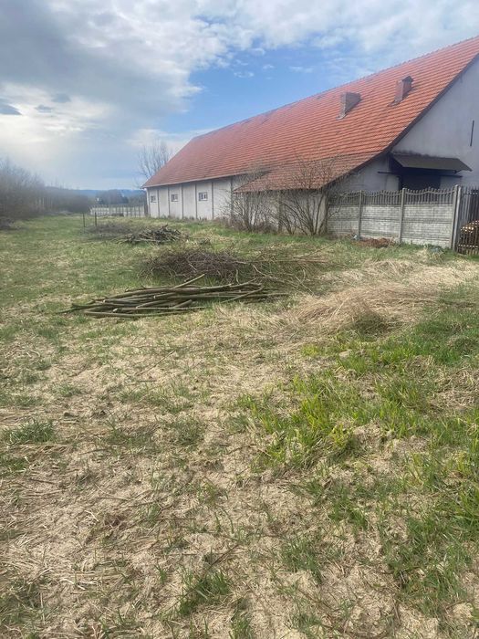 2 Budynki - Brzeźnica - Ustronne miejsce