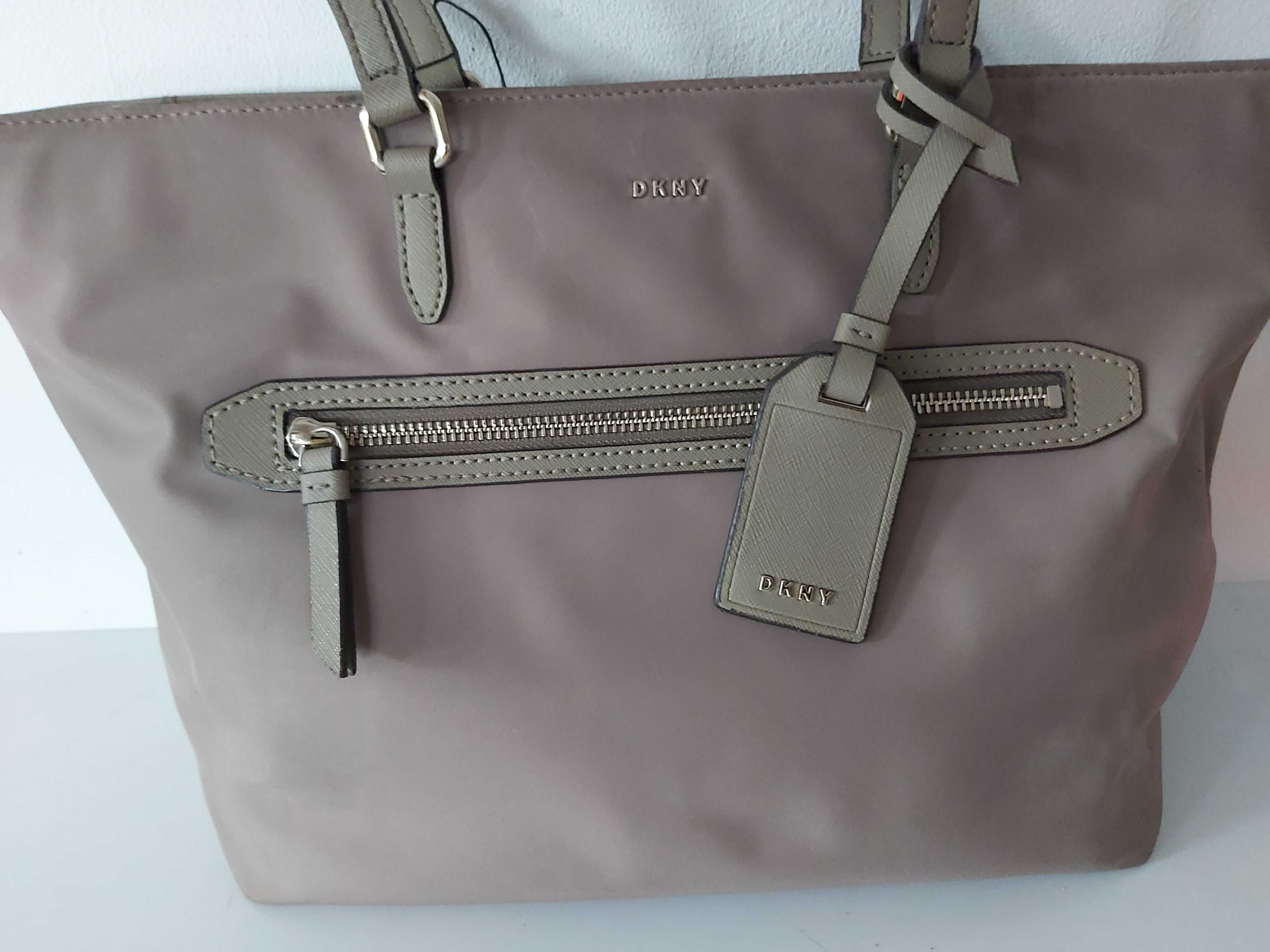 Torebka DKNY oliwkowa khaki torba koktajlowa materiał