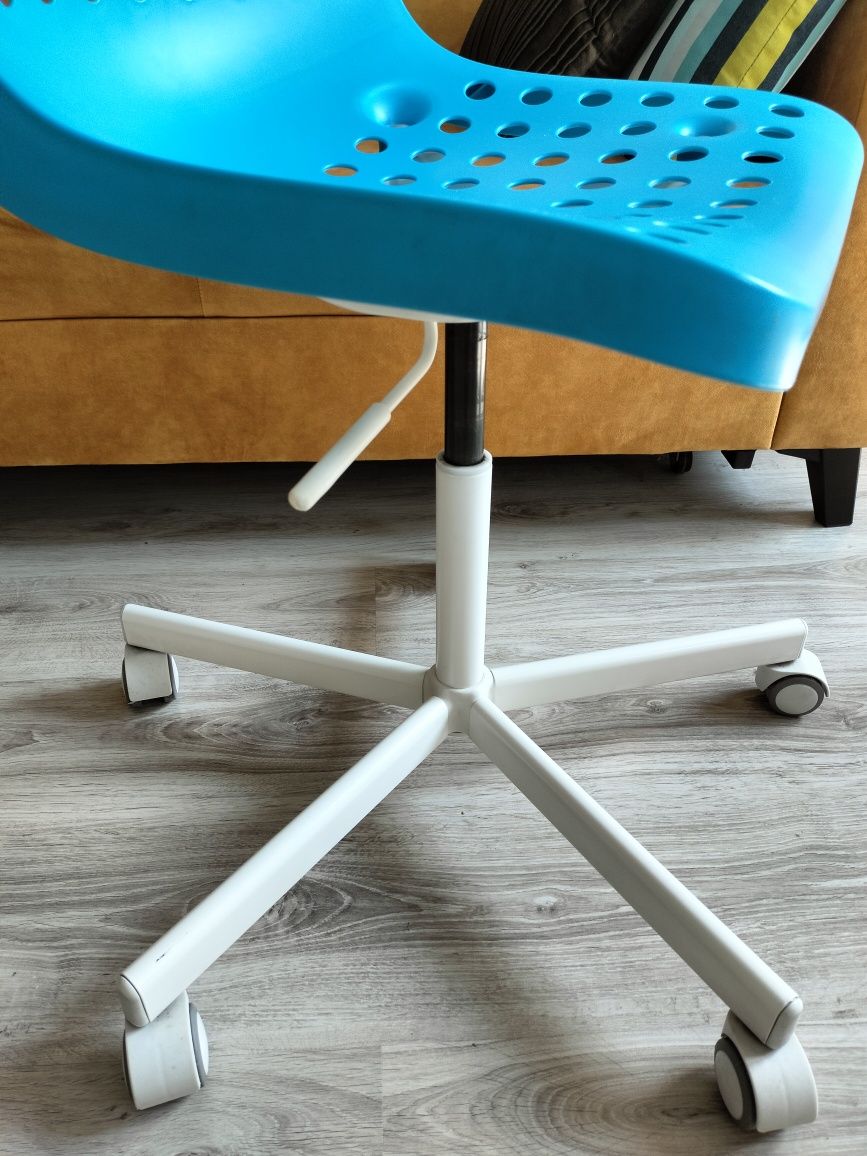 Obrotowe krzesło Ikea