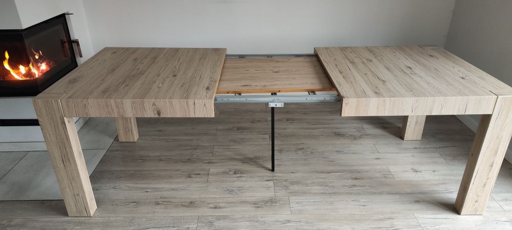 Rozkładany stół do jadalni Black Red White 240 cm